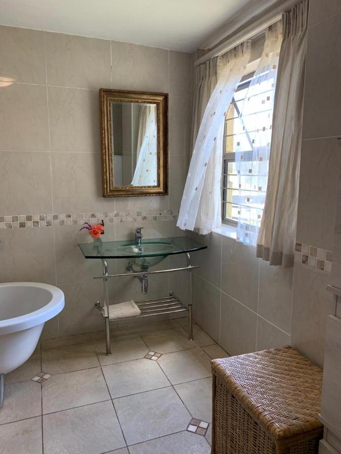 Mountain Rose Guesthouse Louis Trichardt Kültér fotó